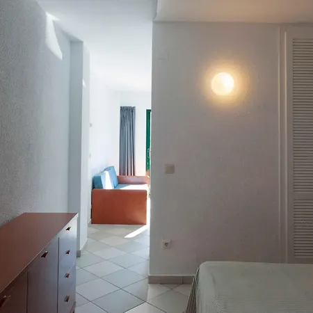Apartamentos Michel Angelo Benidorm Apartment *