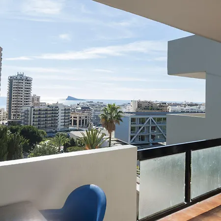 Michel Angelo Μπένιντορμ