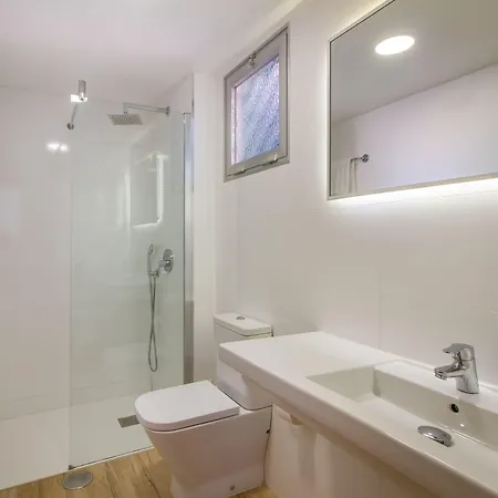 Michel Angelo Διαμέρισμα Μπένιντορμ